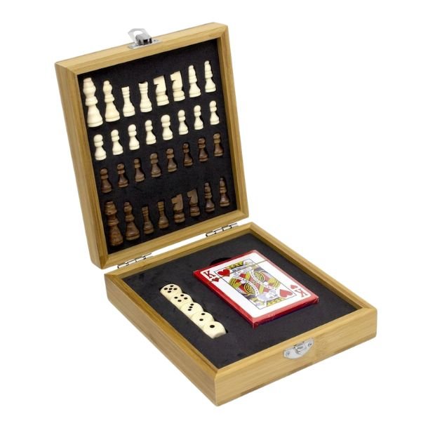 Set de juegos "POKADA"